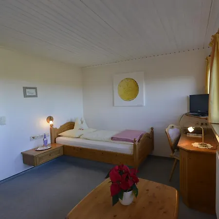 Landhaus Kennerknecht Kur Und Ferien 3* 上施陶芬