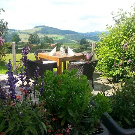 Landhaus Kennerknecht Kur Und Ferien 上施陶芬