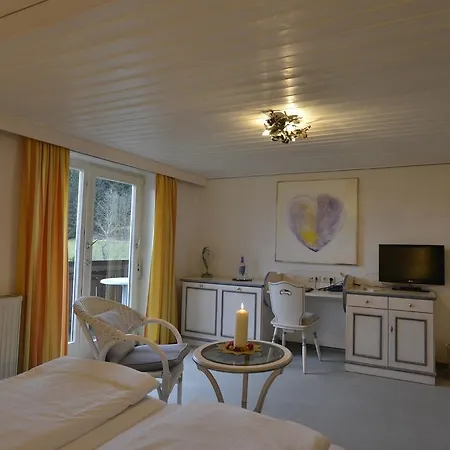 Landhaus Kennerknecht Kur Und Ferien 3*